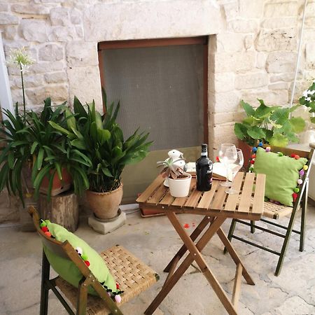 Corte Sagarriga Visconti Giovinazzo Bagian luar foto