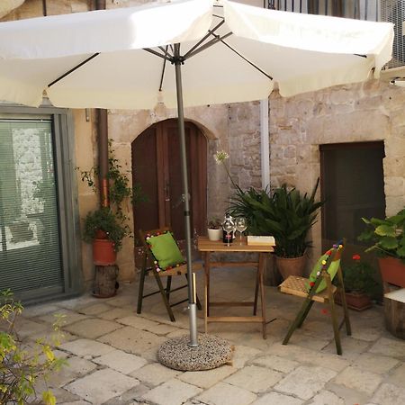 Corte Sagarriga Visconti Giovinazzo Bagian luar foto