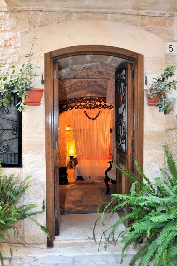 Corte Sagarriga Visconti Giovinazzo Bagian luar foto