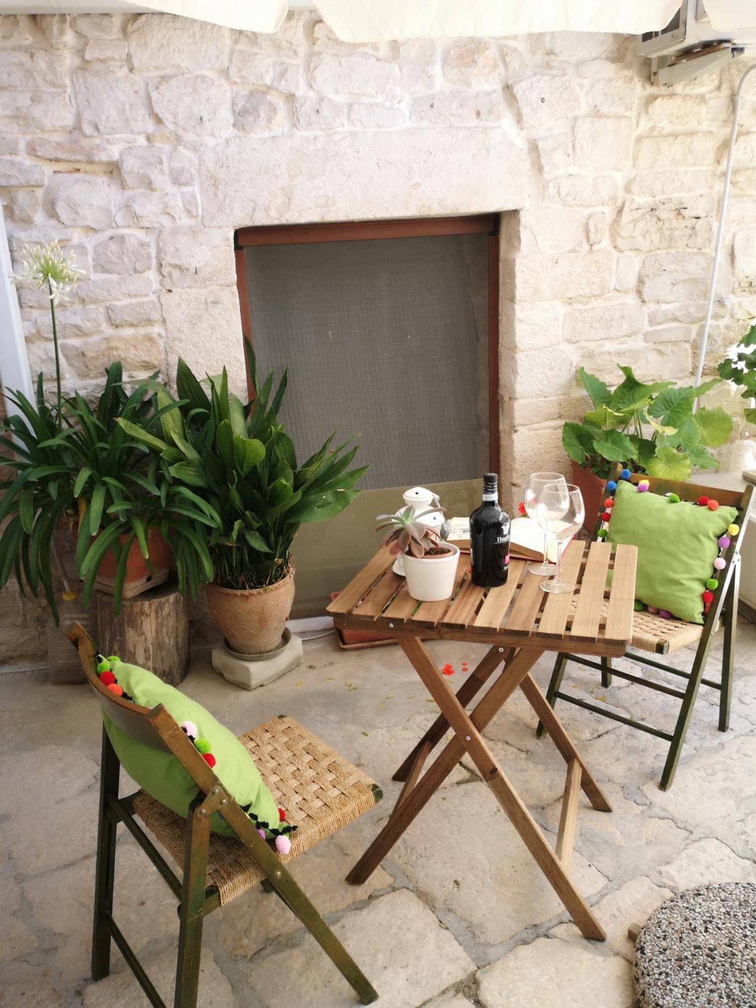 Corte Sagarriga Visconti Giovinazzo Bagian luar foto